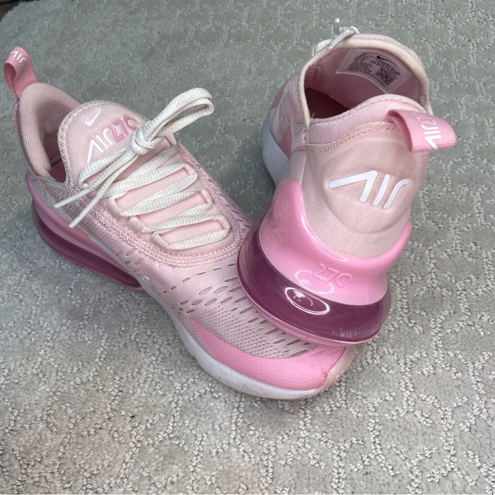 Nike Air Max 270 in Pink - Picture 3 of 8